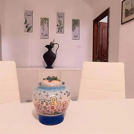 Gianna Amalfi Coast * Конка-дей-Марини
